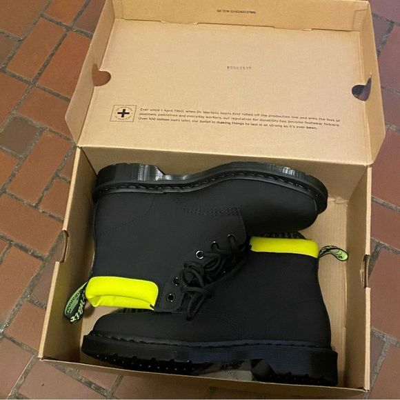 Dr. Martens Mens 939 6-Eye Boot main image 8
